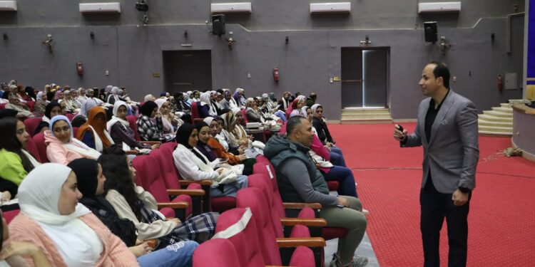 “مفهوم الوقت وأهميته” بالوادي الجديد