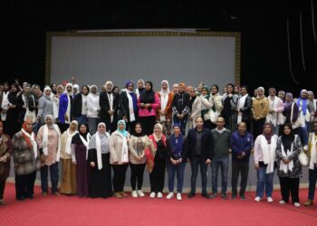 أهمية العمل الجماعي لفتيات الوادي الجديد