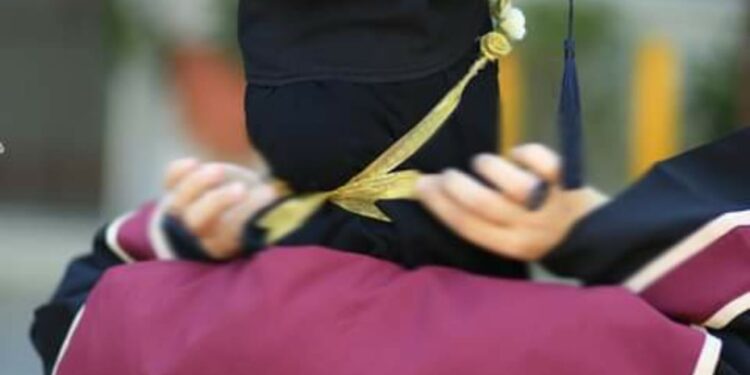 كفرتُ بالحبِّ