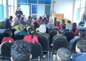 سلبيات السوشيال  ميديا في لقاءات تثقيفية ببني سويف