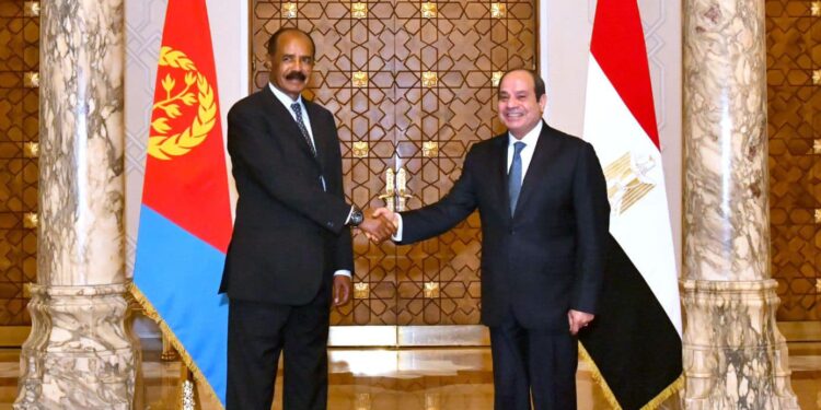 الرئيس السيسي يستقبل رئيس اريتريا بالقاهرة
