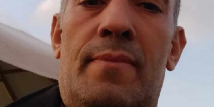 بين عينيك قبلة بريد …