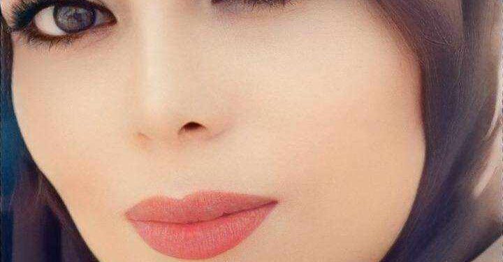 وأنا بكاملِ جنوني …