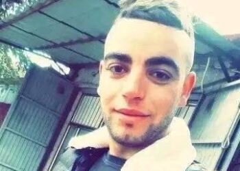 اصنع ظلك الخاص …