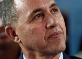 فنجان قهوة في السكوار