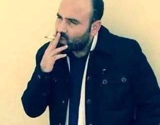 وأمي التي تمسح يدها