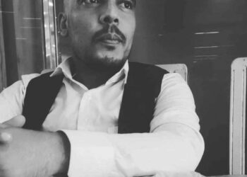 وحيد خارج الاسماء والكلمات