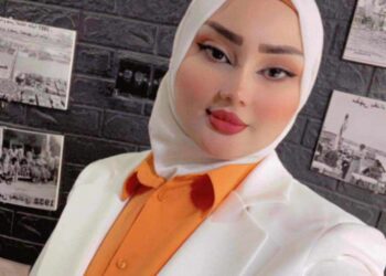 زاخرون بــالأسى