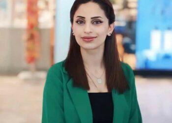 شـقـاءُ الـبعــدِ