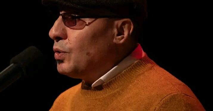 إِنْ سألتٍني