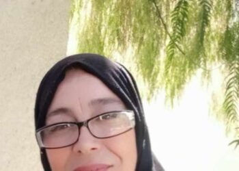 لك بالقلب عبارات