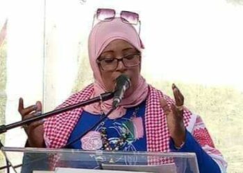 تساؤلات على رصيف العمر …