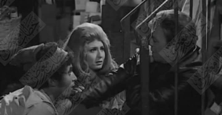 أحمد زكي جسد شخصية عصفور في فيلمه الأول “ولدي”   