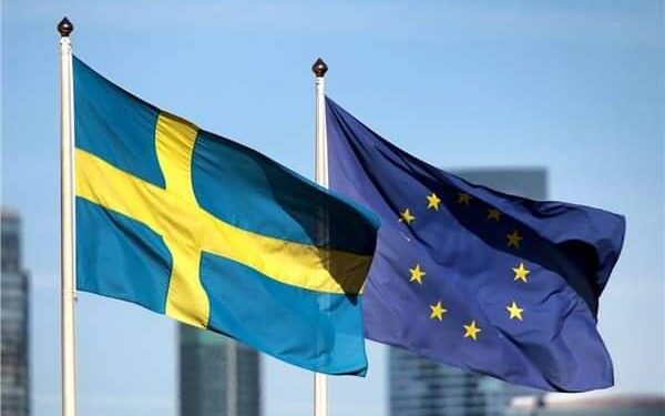 السويد تعارض نشر قواعد لحلف الناتو في البلاد