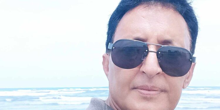 على شفةِ النايِ …