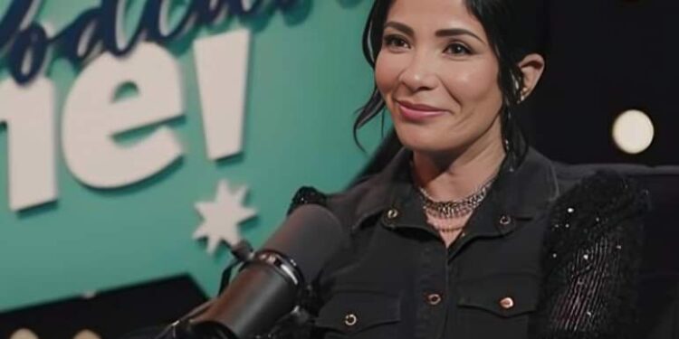 منى زكي عن أحمد حلمي: أحسن راجل بعد بابا وهذا سر غضبها منه