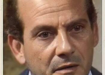 أحمد عبد القادر واحد من الفنانين المبدعين المهمشين   