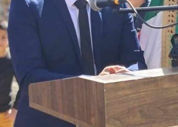 كتب عمر بن زيان