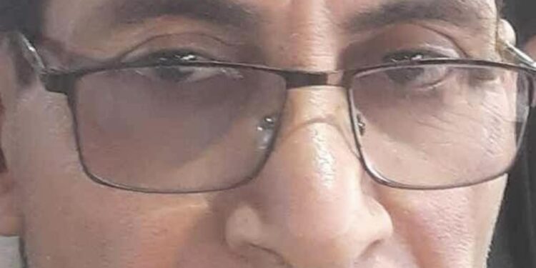 لاعب بلا ملعب …