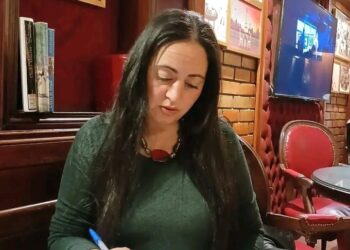 ظلّ طويل جدا