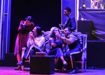 “الكلب النائم”.. عرض لفرقة الأنفوشي بمهرجان نوادي المسرح