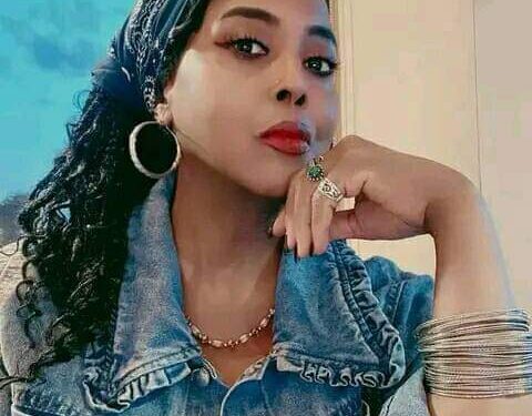 أنْجُو بالكِتابة