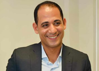 وَإنِّيَ نُطْفَةٌ خُلِقَتْ