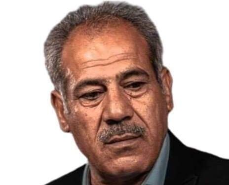 الشاعر في أحضان الأشجار المبتورة …