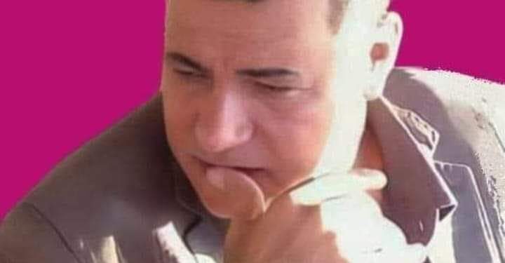 سيفهم المخرج أن الذي يؤدي دور الباشا في المسرحية