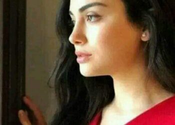 في مشهدٍ مُهيبٍ رحلتُ …