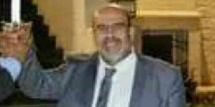 سبحان من خلق الجمال وصوَّرهْ …