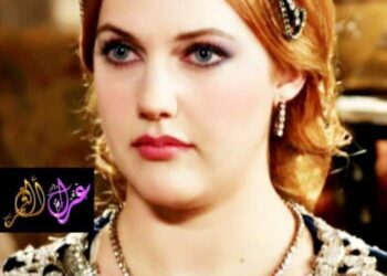 ناعمة هي كنسائم فجر نديّ …