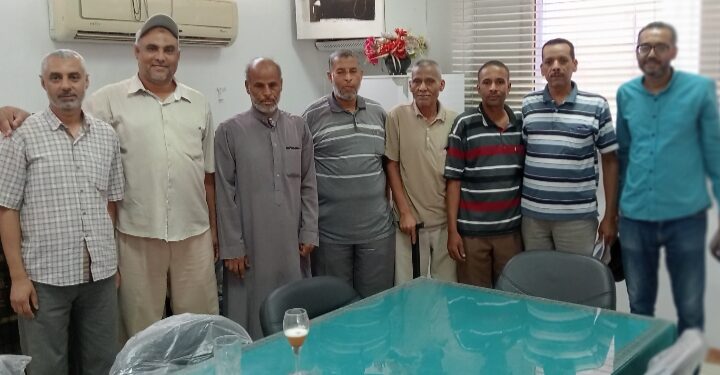 إدارة الرقابة والجودة بمصانع ارمنت تكرم عبدالرحمن حسن لبلوغه سن التقاعد.