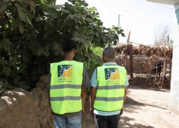 خير للناس للتنمية توزيع “عيدية “على بعض الأسر بالأقصر بمناسبة عيد الأضحى المبارك