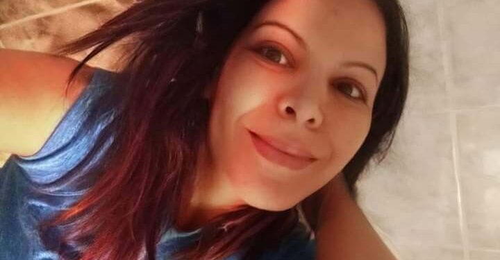 يدك باردة …