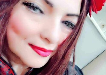 يا امْرَأَةً مَليئَةً بِالبياض …