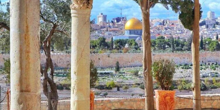 عيد القدس …