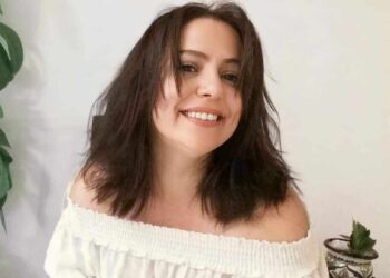 تَجْسيدُ آلِهَةٍ رُوحِيَّة …