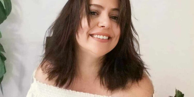 تَجْسيدُ آلِهَةٍ رُوحِيَّة …