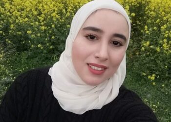 سقط سهوا منّي على سجّادة النّص