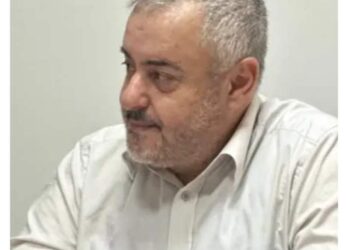 قيثارة ليل …