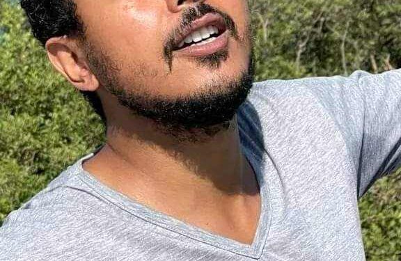 أنا الفتى الأسمرُ …