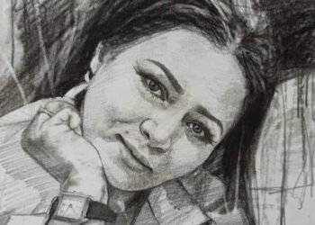 مسافرة في وطن