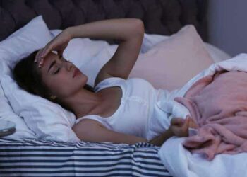 مفاجأة مدوية”.. عادة سيئة في الليل تسبب لك الكوابيس خلال النوم