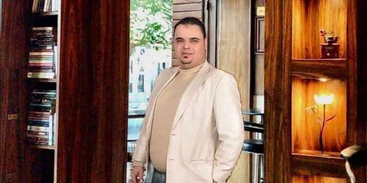 فى الحقيقة القصة باخت …