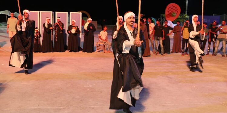 مهرجان العلمين يستقبل التحطيب الصعيدي