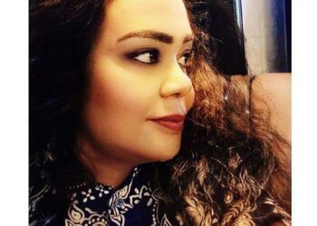 مشارف عينيك