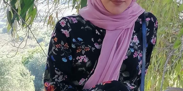 أجِّلْ مَلامَكَ