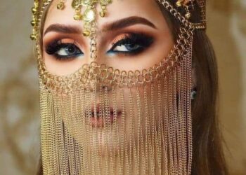 غجرية العينين …