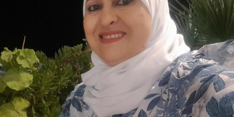 حب أمك يا إبن الناس